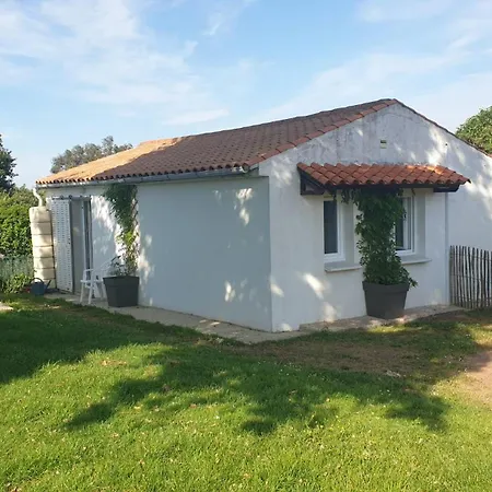 Holiday home La Mignonette Grues
